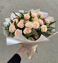Букет Кремовые розы Латте в Шиткино