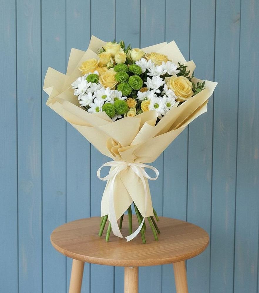 Букет цветов из: Хризантемы и Розы в Шиткино