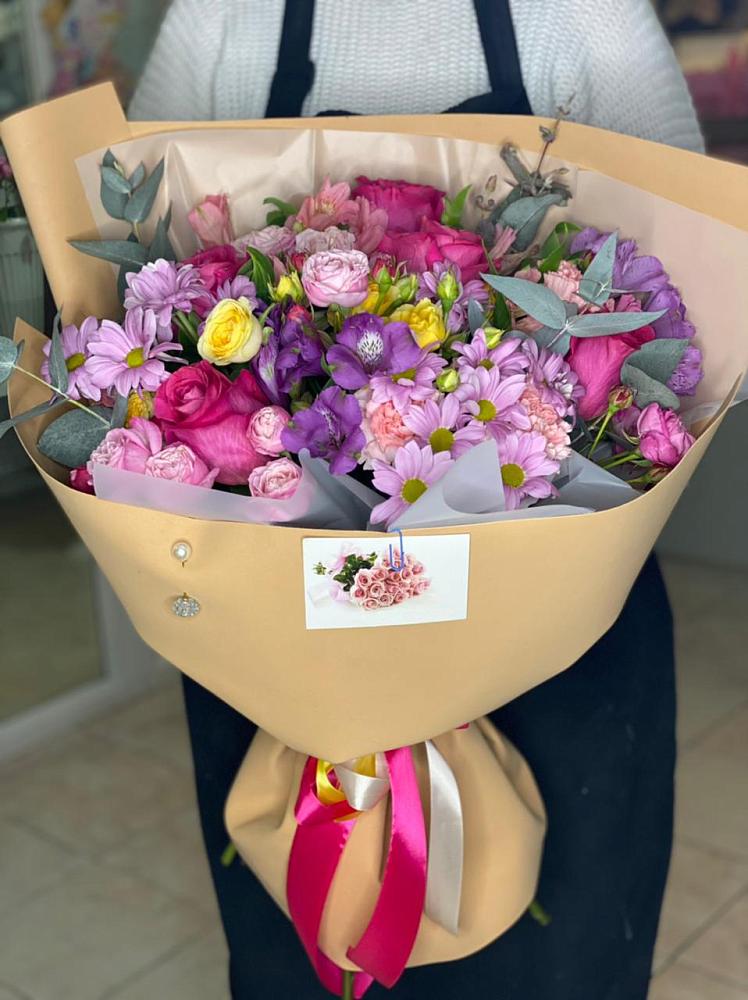 Букет цветов из: Хризантемы, Гвоздики и Альстромерии в Шиткино