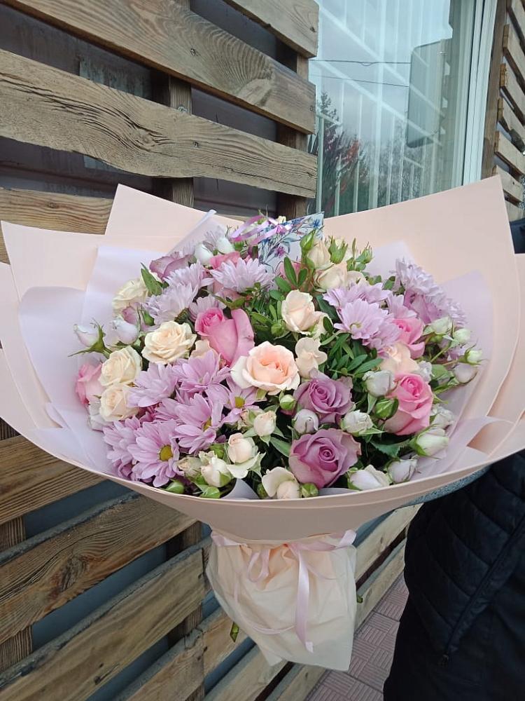 Букет цветов из: Розы и Хризантемы в Шиткино