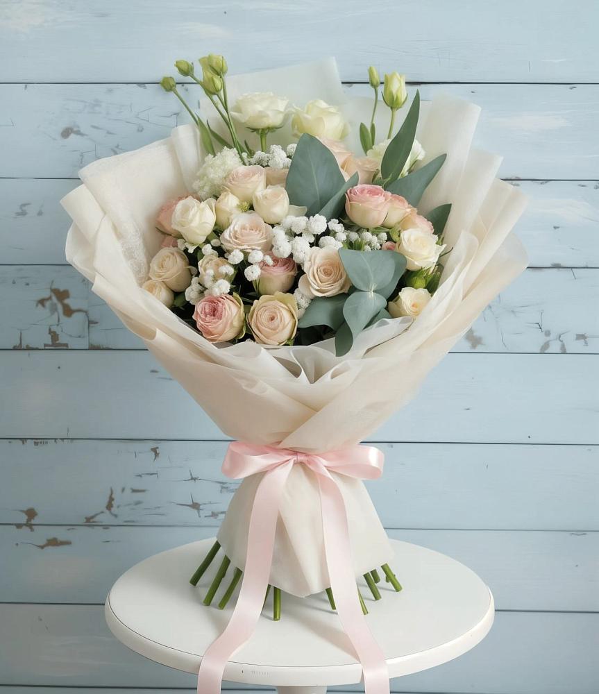 Букет цветов из: Розы и Лизиантусы в Шиткино