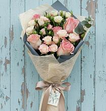 Букет цветов из:  Розы #REPLACE_PRED# Шиткино
