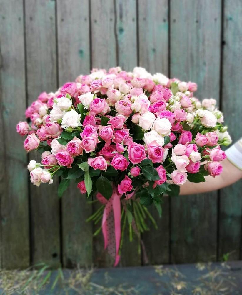 Букет Розовые кустовые розы Натали и Лав Лидия в Шиткино