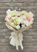 Букет цветов из:  Гвоздики, Розы, Лизиантусы и Хризантемы в Шиткино
