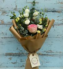 Букет цветов из:  Розы и Лизиантусы в Шиткино