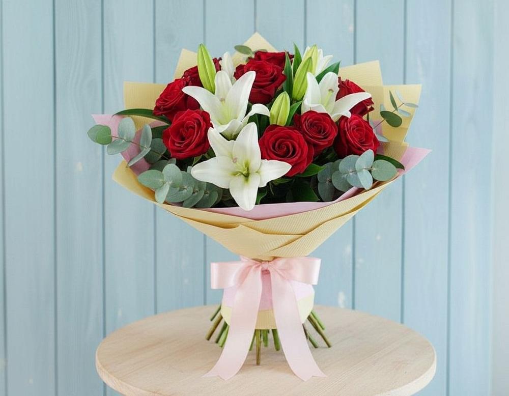 Букет цветов из: Лилии и Розы в Шиткино